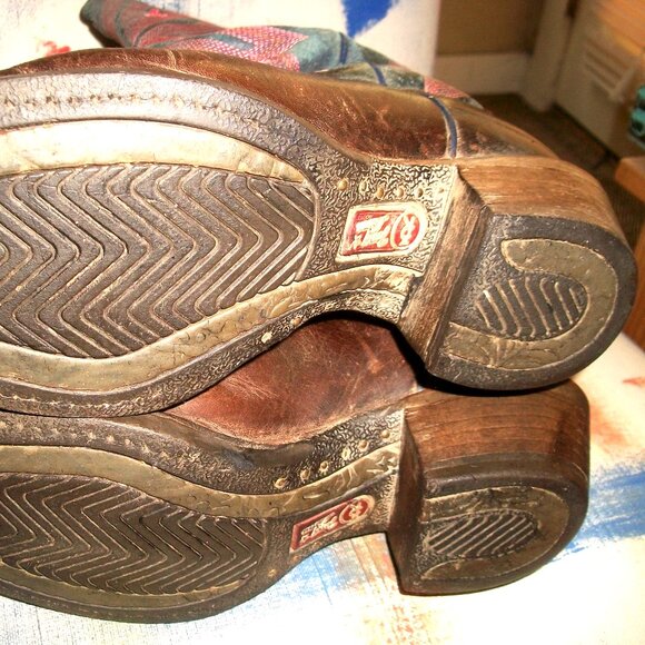 Tony Lama Handmade Embroidered Mid-Calf "R" Toe Cowgirl Boots 7.5M - Picture 9 of 11